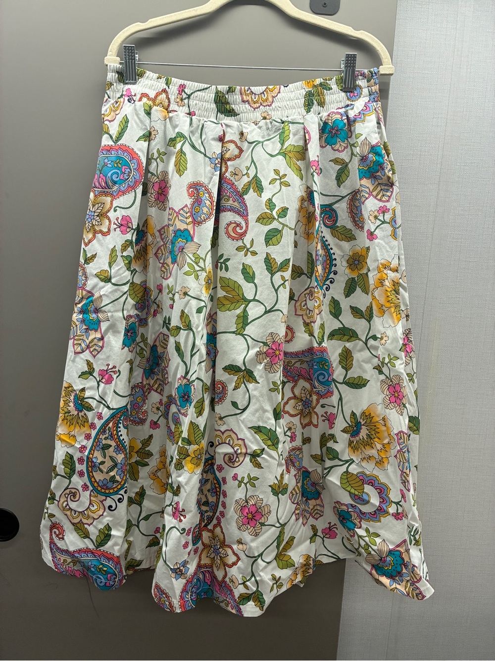 a.n.a White Floral Paisley A-Line Skirt with Multicolor Accents
